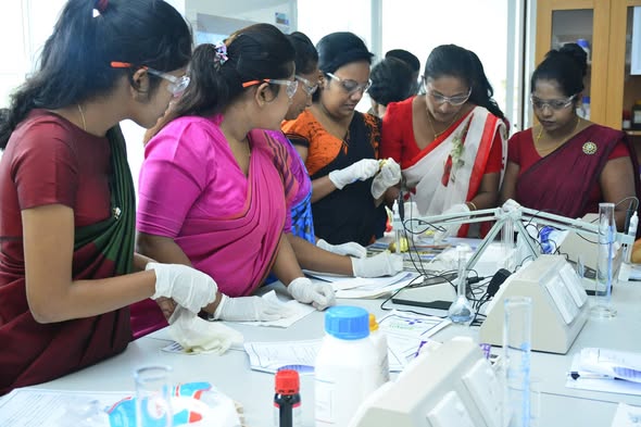 A One Day Workshop Biology Laboratory Experimentation