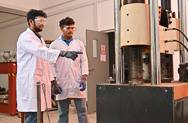 Research Centers, Labs & Equipment