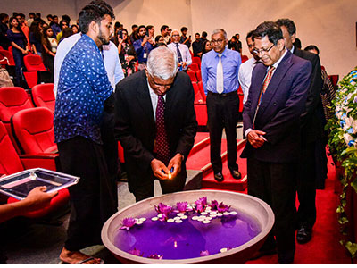 SLIIT Business School presents: “Extravaganza.”